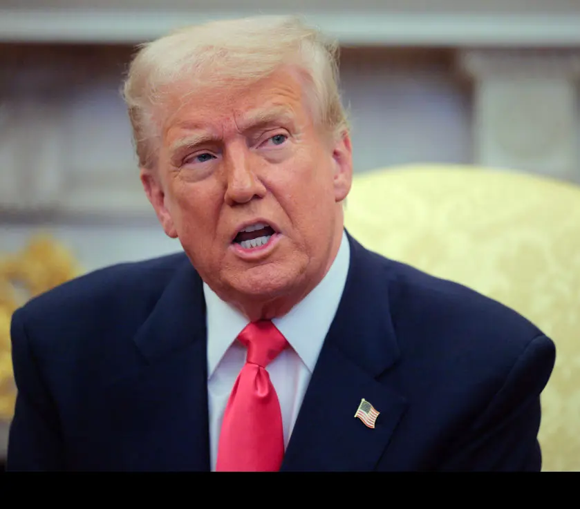 First immigrants from America arrive in 'world's worst prison' after Trump 'defies judge's ruling' - Article Image 1