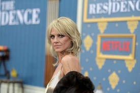 'Scrubs' star looks unrecognizable as she steps out on the red carpet