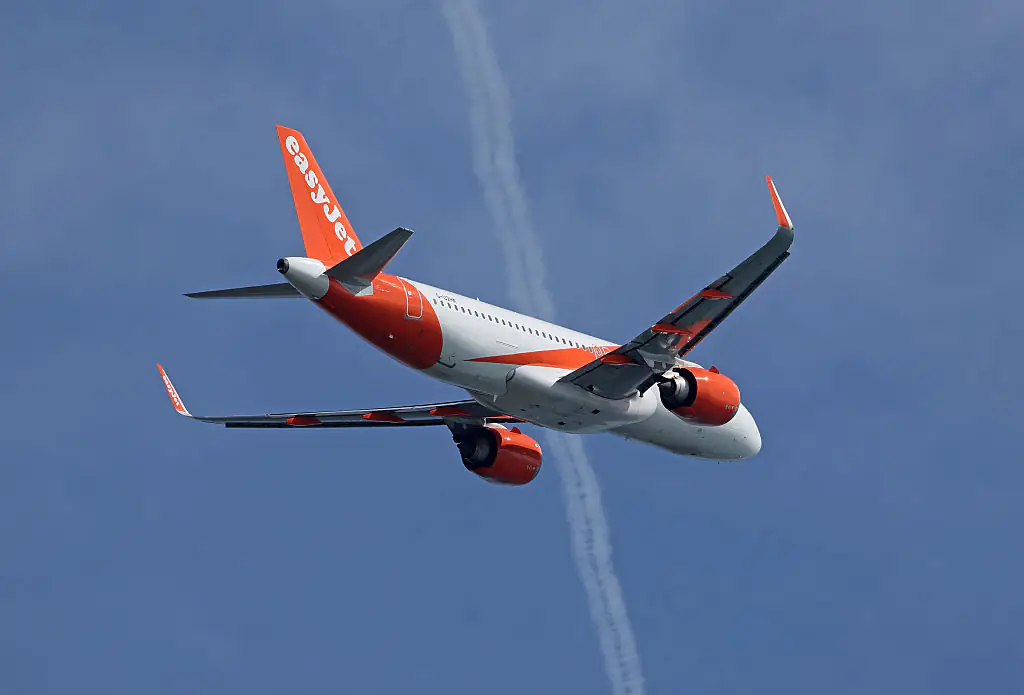 The tragic incident unfolded on an EasyJet flight. Credit: Joan Valls/Urbanandsport/NurPhoto via Getty Images