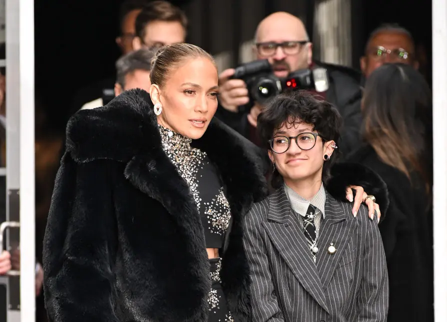 Jennifer Lopez praised for pronouns she used when talking about teen child Emme