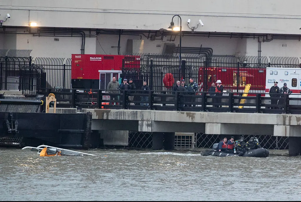 A helicopter crash on the Hudson River on April 10, killing all six passengers. Credit: China News Service / Getty