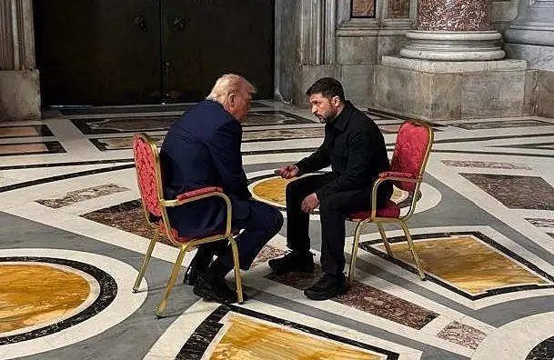Powerful photo shows Trump and Zelensky's meeting prior to Pope Francis' funeral