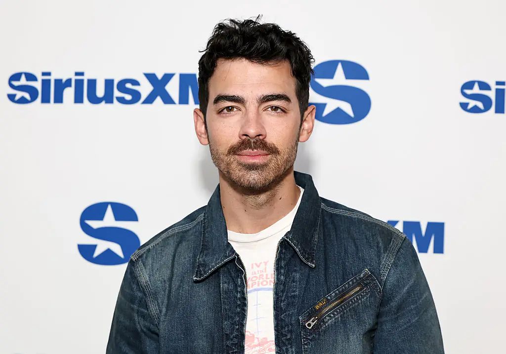 Joe Jonas reveals X-rated act he performed on plane