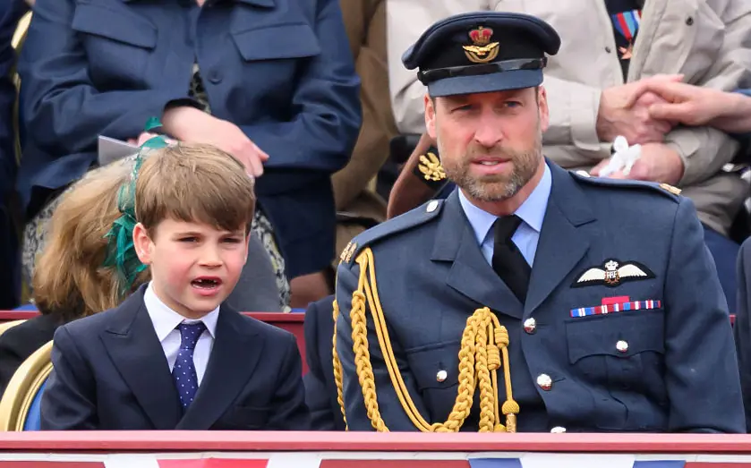 Lip reader reveals hilarious 6-word question Prince Louis asked dad Prince William during VE Day celebrations