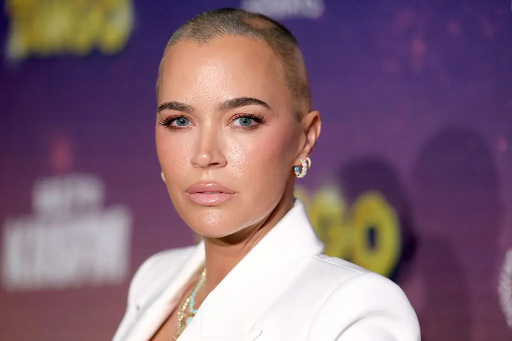 Teddi Mellencamp tearfully asks if her stage 4 cancer diagnosis was 'payback' for alleged horse trainer affair