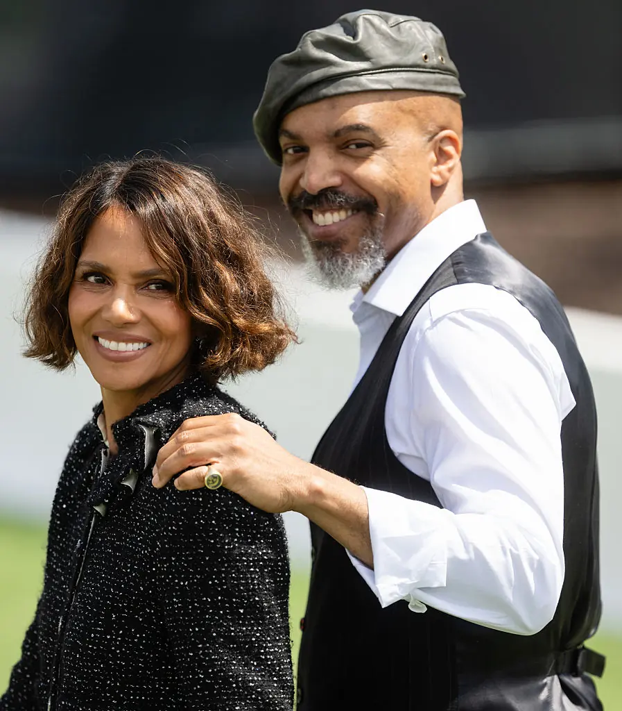 Halle Berry and Van Hunt. Credit: Samir Hussein / Getty Images.
