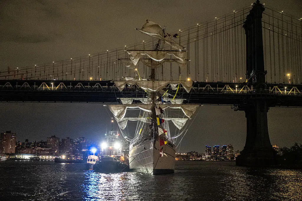 Two dead and many more injured as ship crashes into Brooklyn Bridge