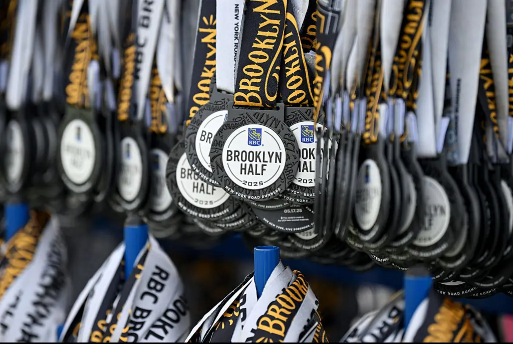 Brooklyn Half Marathon runner dies after collapsing on the course