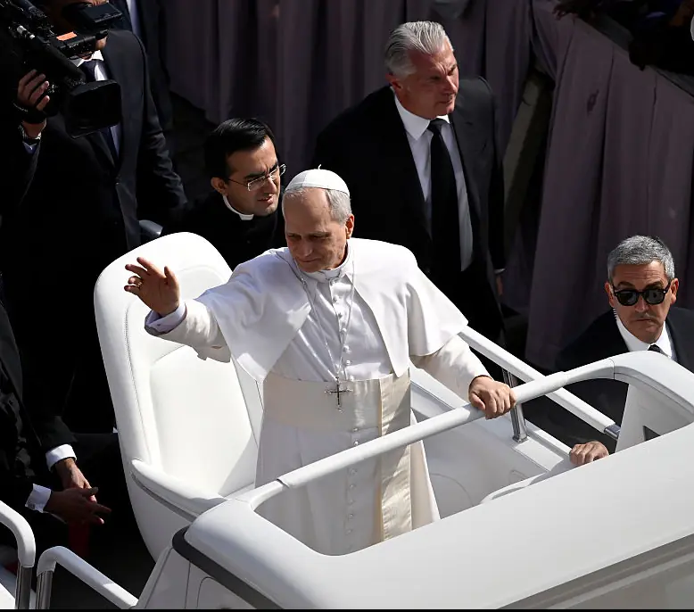 Pope Leo XIV broke major security protocol during inauguration mass - Article Image 2