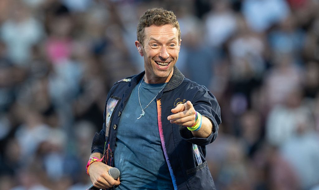 Furious husband breaks silence amid divorce from woman caught on camera with boss at Coldplay concert - major twist