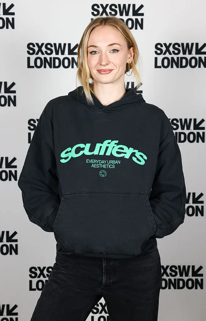 Sophie Turner shares perfect clapback after troll accused her of 'forgetting her kids' after Joe Jonas split