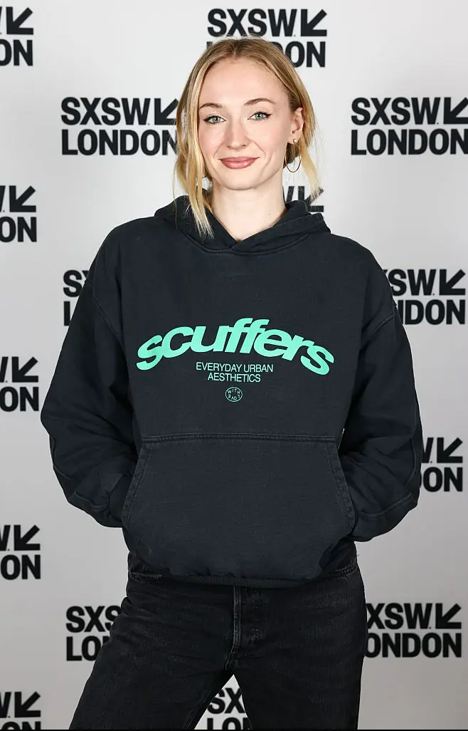 Sophie Turner shares perfect clapback after troll accused her of 'forgetting her kids' after Joe Jonas split