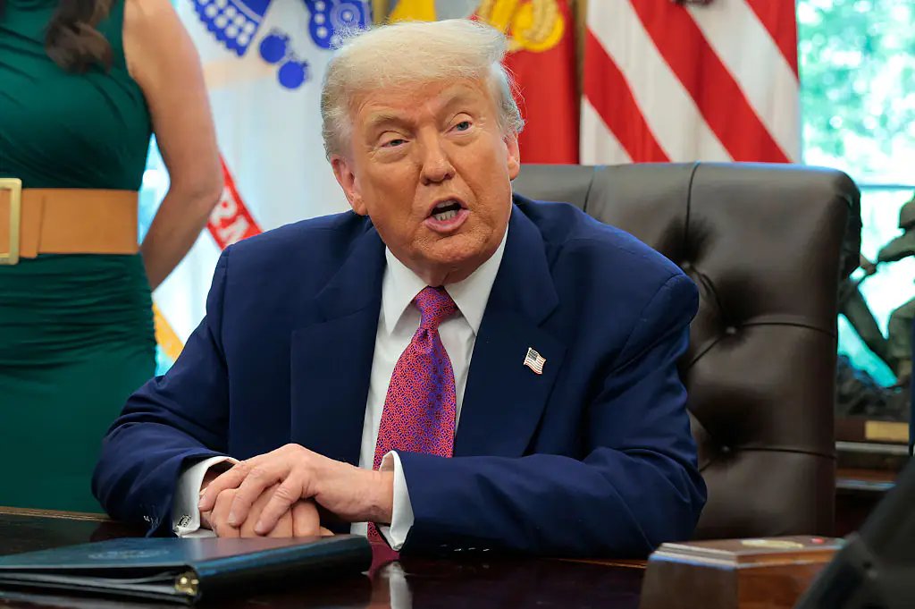 Video shows theatre reaction after Trump's savage message to actors who boycotted his Kennedy Center appearance