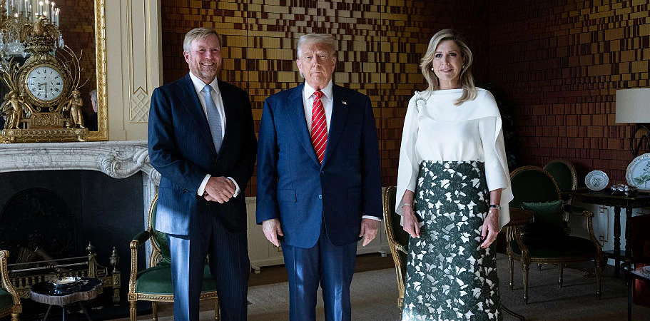 People make same observation as Dutch Queen 'mocks' Trump while stood next to him on live TV