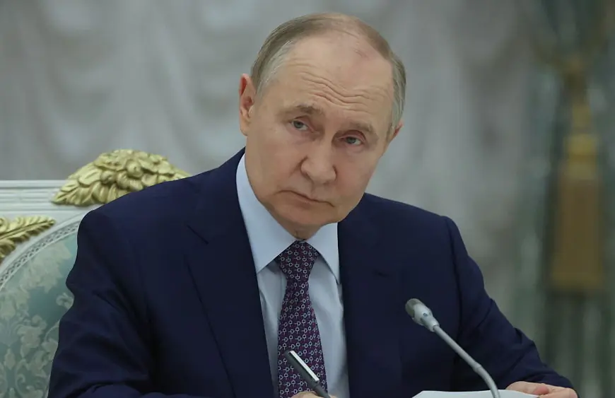 Is Putin's meeting with Trump tomorrow a 'trap'? Experts weigh in on what could happen