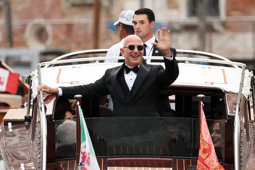 Huge cost of Jeff Bezos and Lauren Sánchez’s wedding leaves people saying same thing