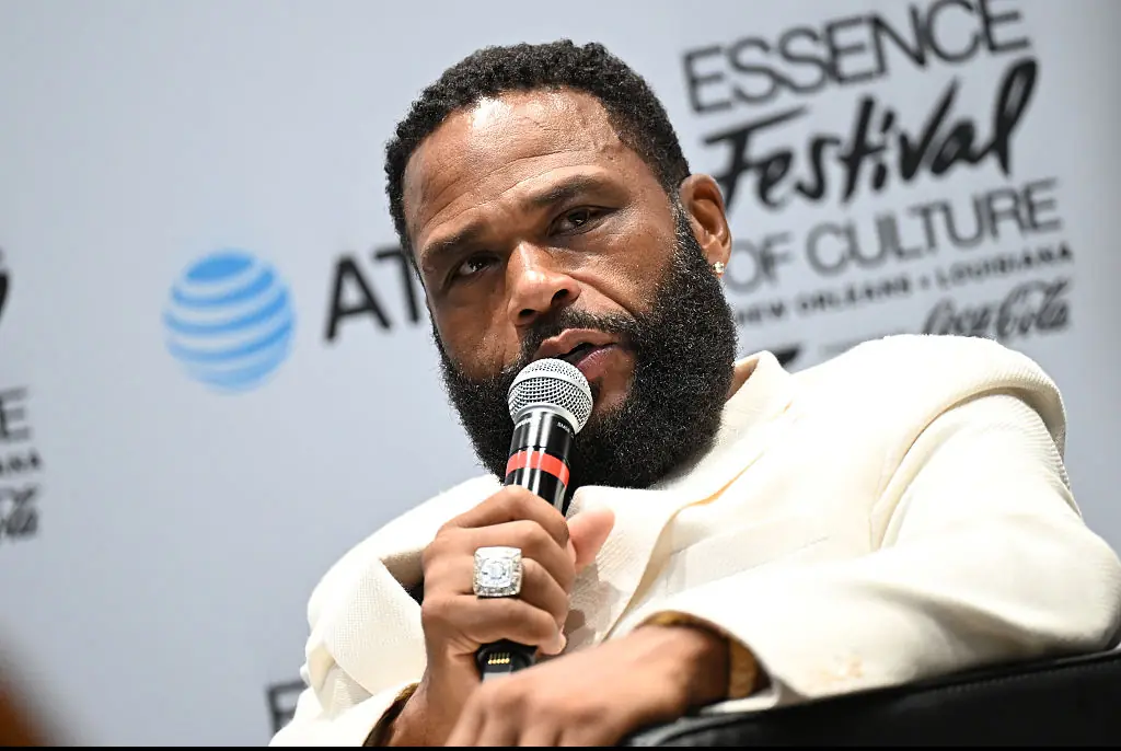 Anthony Anderson addresses backlash over resurfaced video of him interviewing a 17-year-old Lindsay Lohan
