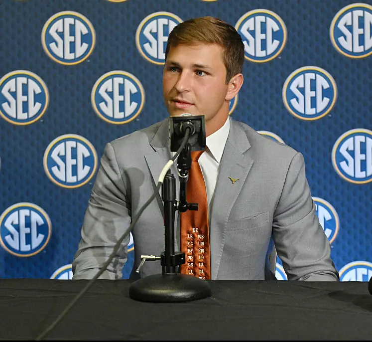The Texas Longhorns defensive back made sure the "real" story was highlighted. Credit: Jeffrey Vest/Icon Sportswire via Getty Images