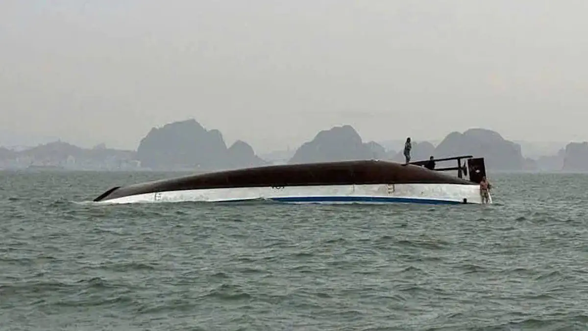 Man who survived when tourist boat capsized, killing at least 35 ...