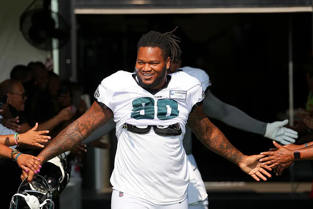 Eagles star ejected six seconds into season opener over disgusting thing he did on field