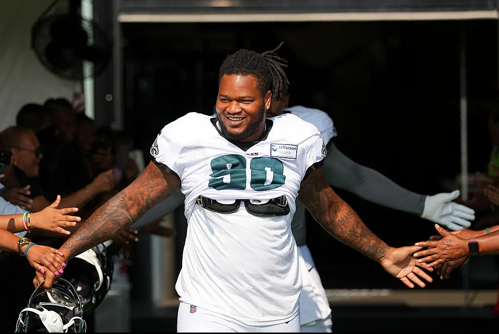 Eagles star ejected six seconds into season opener over disgusting thing he did on field