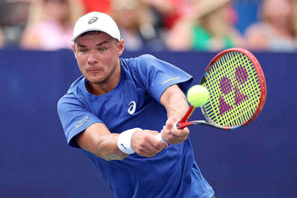Tennis player makes incredible gesture to young boy who had cap 'stolen' by millionaire CEO at US Open