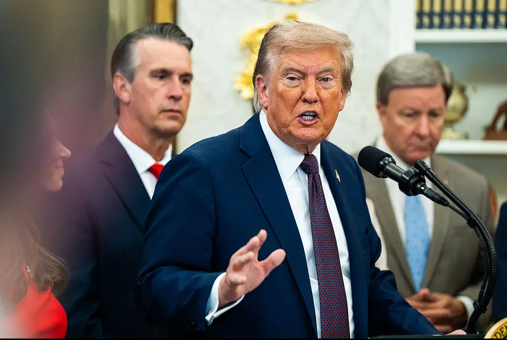 Body language expert reveals Donald Trump’s hidden response when questioned about death rumors