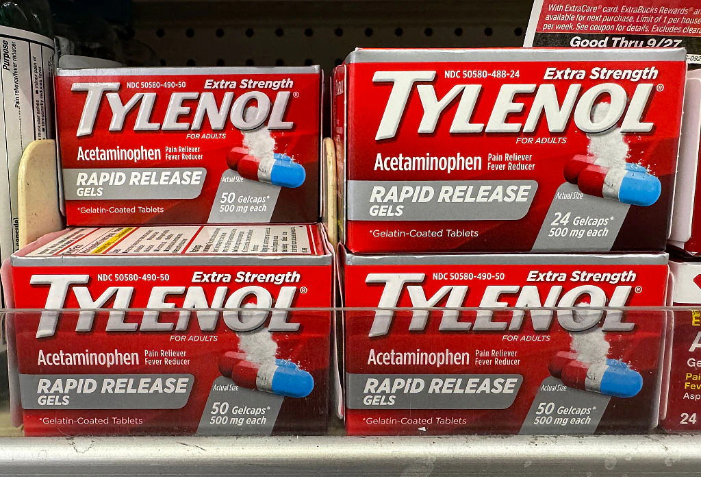 Tylenol tweet from 2017 about pregnancy resurfaces after Trump urged people not to use product