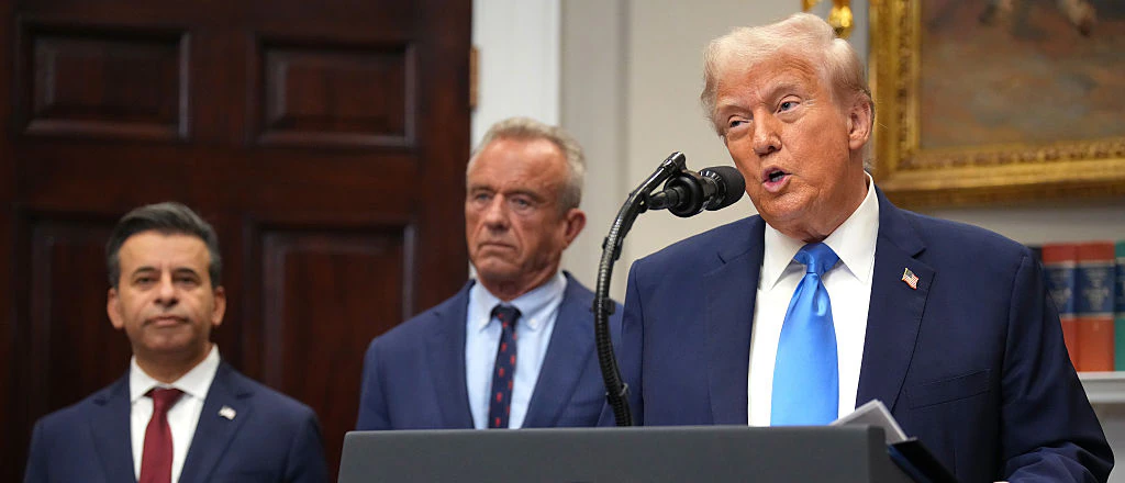 Tylenol's official advice on how to take product as Trump controversially links it to autism