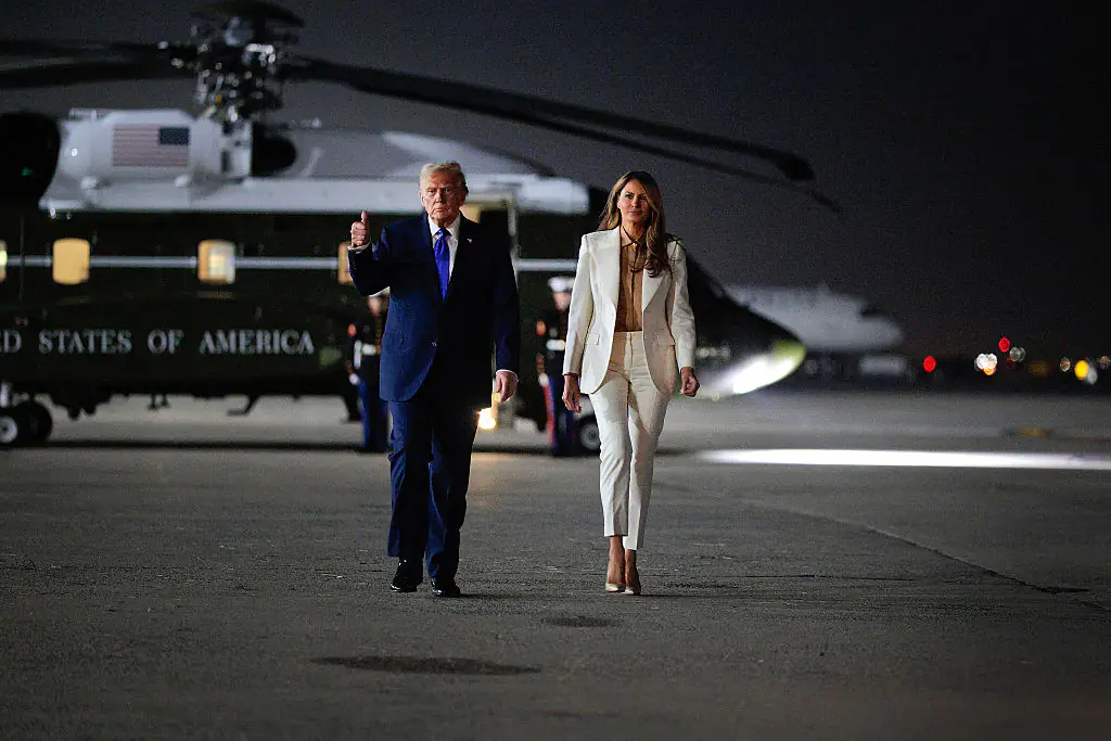 Lip reader reveals Donald Trump's explosive eight words to Melania during finger-waving helicopter ‘spat’