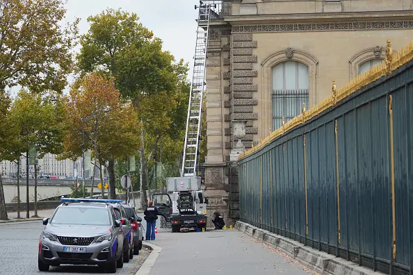 The thieves used a ladder to break into a window. Credit: Remon Haazen / Getty