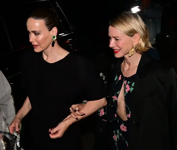 Sarah Paulson and Naomi Watts. Credit: Photology / GC Images / Getty Images.