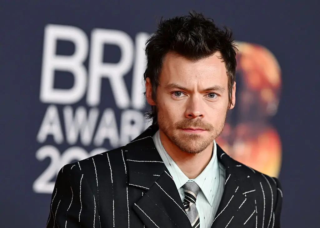 Harry Styles kissed his male SNL co-star. Credit: Gareth Cattermole / Getty 