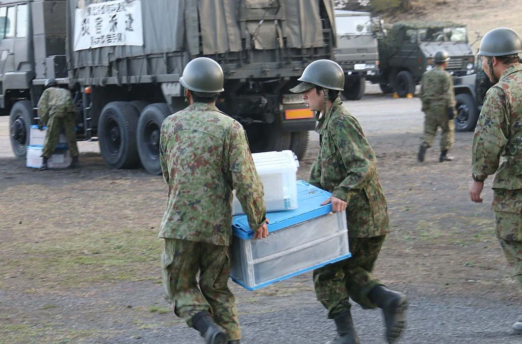 Japanese soldiers make preparations following a tsunami alert in Iwate, Japan on April 20. Credit: Anadolu / Getty