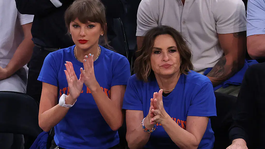 Taylor Swift and Mariska Hargitay