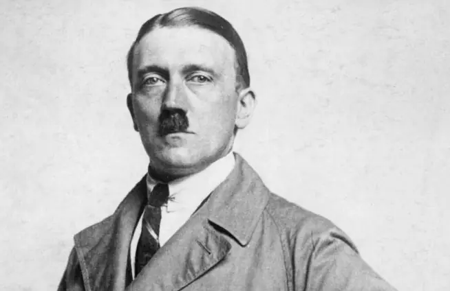 Truth behind photo of ‘Adolf Hitler’ taken years after he died