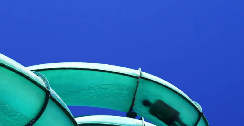 Reason why women are banned on infamous waterslide as female diver goes down anyway