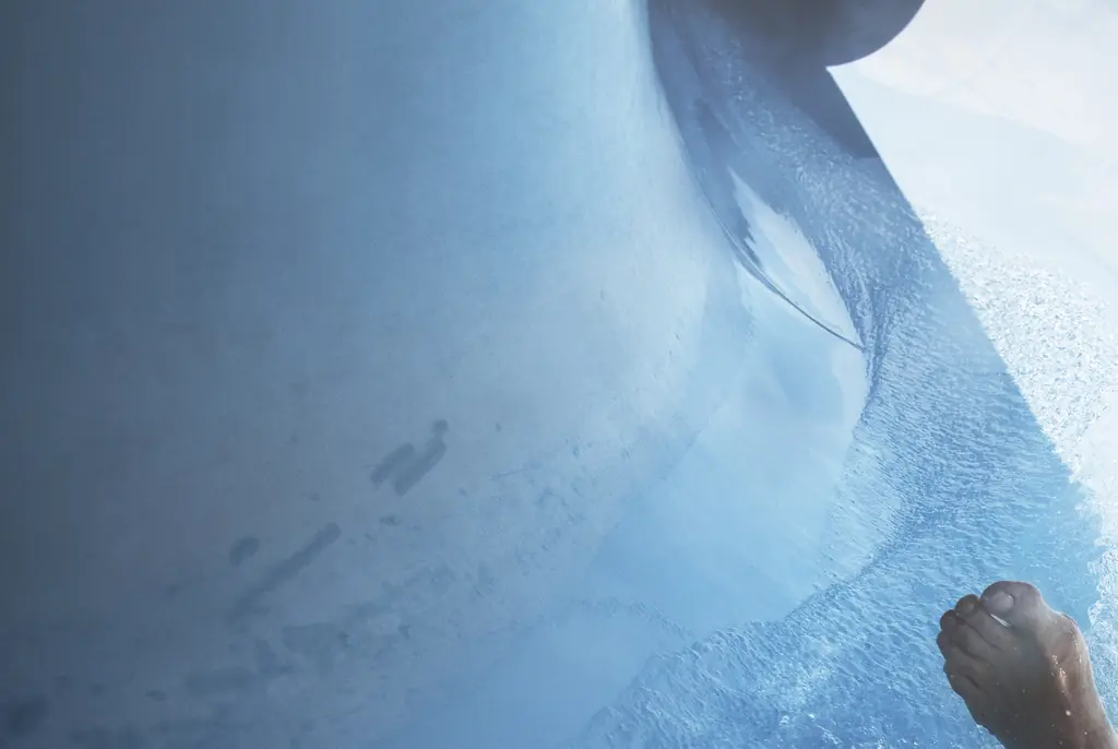 Female diver ignores warnings over men-only waterslide - goes down anyway