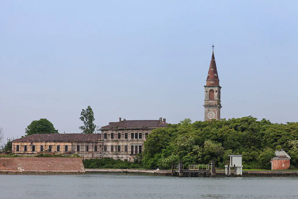 'World's creepiest island' houses 160,000 corpses and people are banned from visiting
