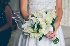 Bride is praised for un-inviting her cousin from her wedding due to her shocking plus one request