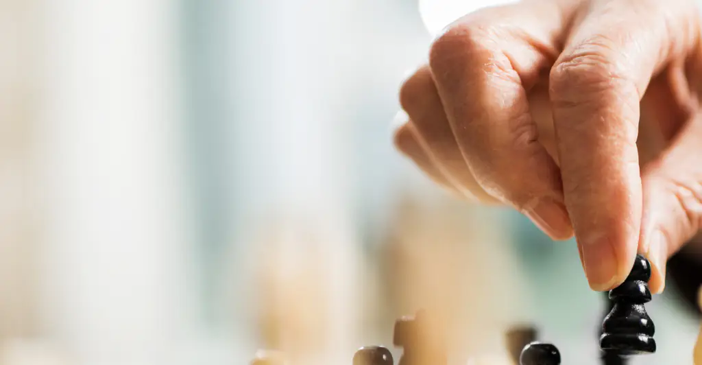 Chess grandmaster punches female videographer after losing game at US championships