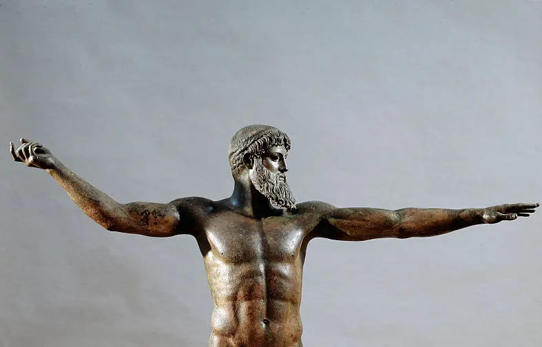 Woman shares mind-blowing discovery on why all Greek statues have tiny penises