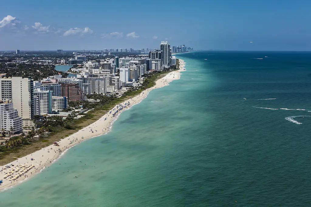 Many people move to Florida to enjoy life in the sunshine state. Credit: Nisian Hughes/Getty Images 
