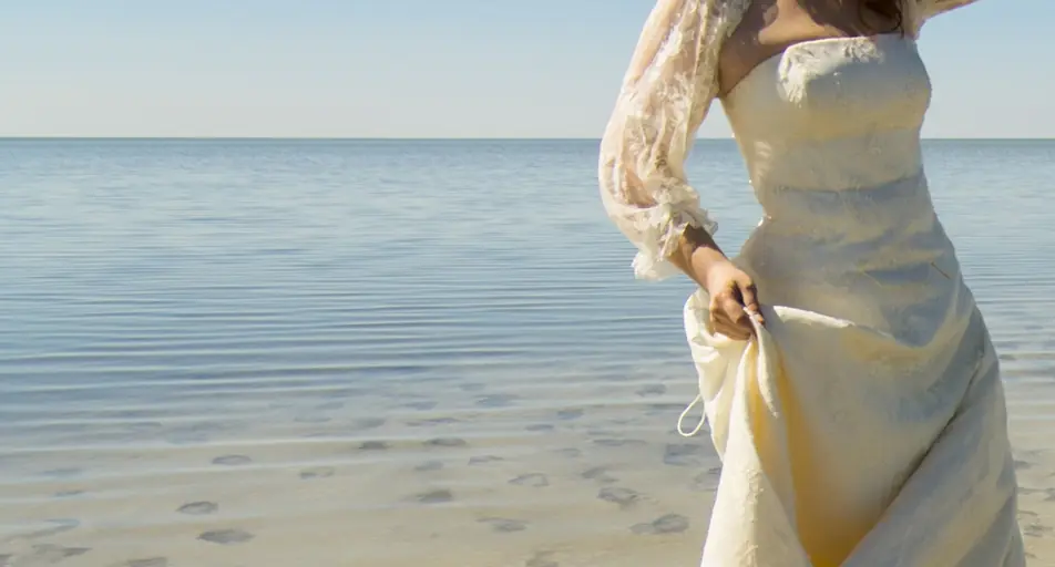 Heartbreaking final words of bride who died taking part in a 'trash the dress' photoshoot