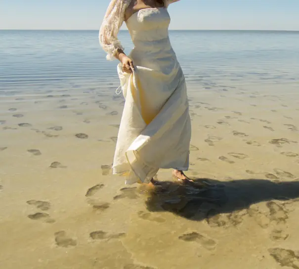 A "trash the dress" photoshoot has become more popular in recent years. Credit: Aleksander Rubtsov / Getty (Stock photo)