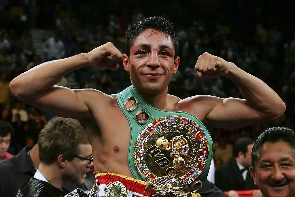 Boxing icon Israel Vazquez tragically dies at age 46