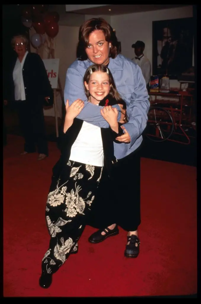 Rosie O''Donnell embraces Michelle Trachtenberg in 1996. Credit: Evan Agostini/Liaison/Getty