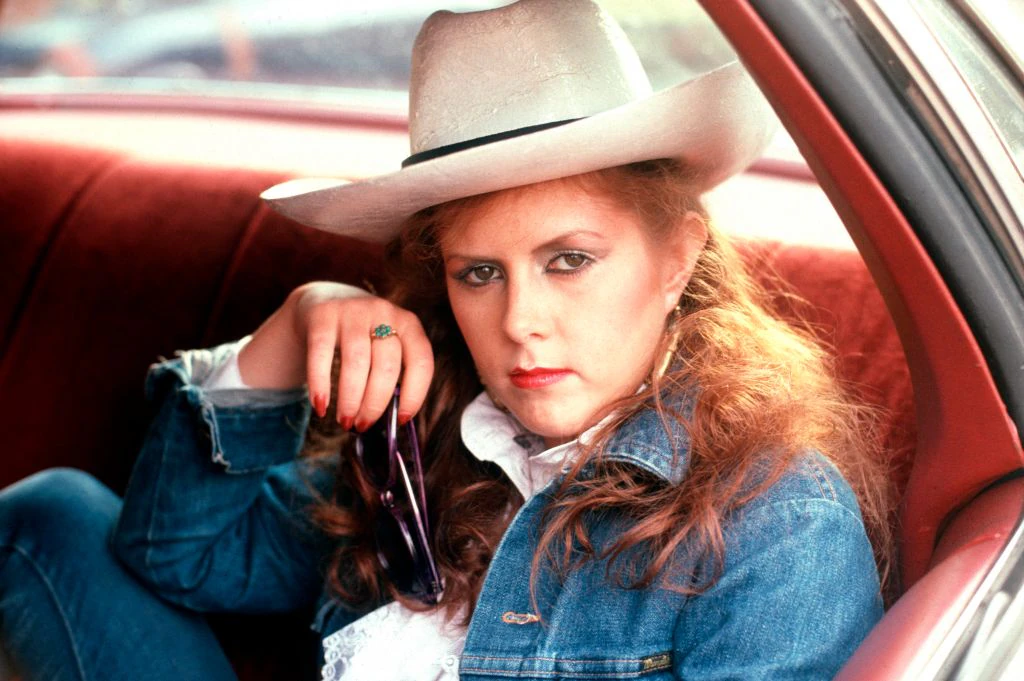 'Fairytale of New York' singer Kirsty MacColl tragically died in freak accident after saving son's life