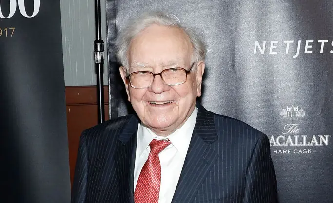 Billionaire Warren Buffett is giving away $6,000,000,000 - here's who is getting it