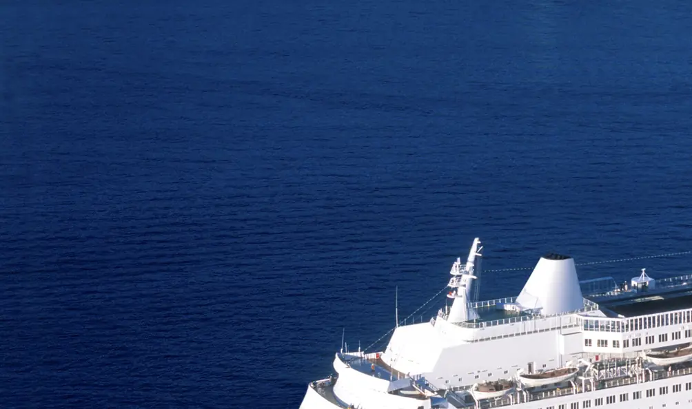 Doctor explains startling reason why people shouldn't go on a cruise 'anytime soon'